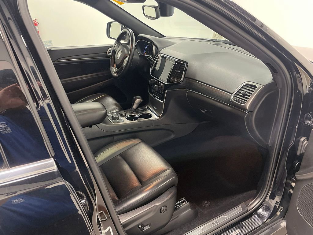Used 2020 Jeep Grand Cherokee Limited w/ Luxury Group II AWD/4WD image 27