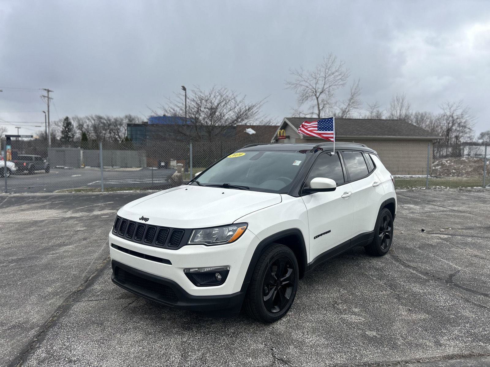 Used 2019 Jeep Compass Altitude image 1