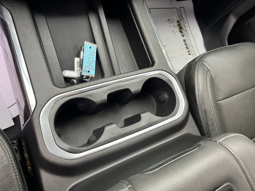 Used 2020 Chevrolet Silverado 2500 LTZ w/ Technology Package image 17