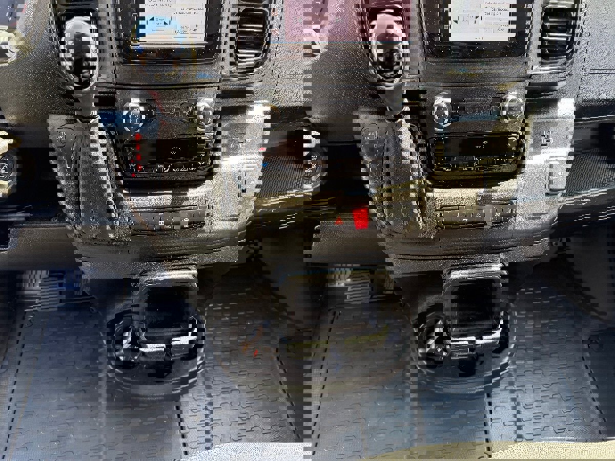 Used 2024 RAM ProMaster 3500 image 19