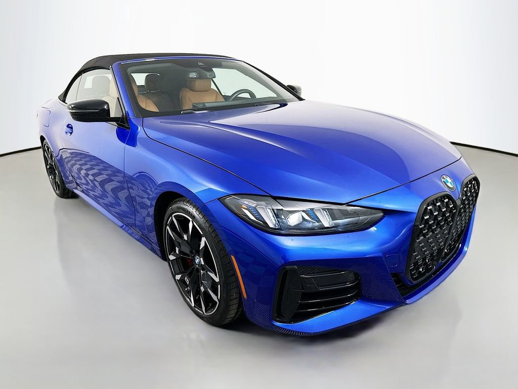 Used 2025 BMW 430i Convertible w/ M Sport Package image 3