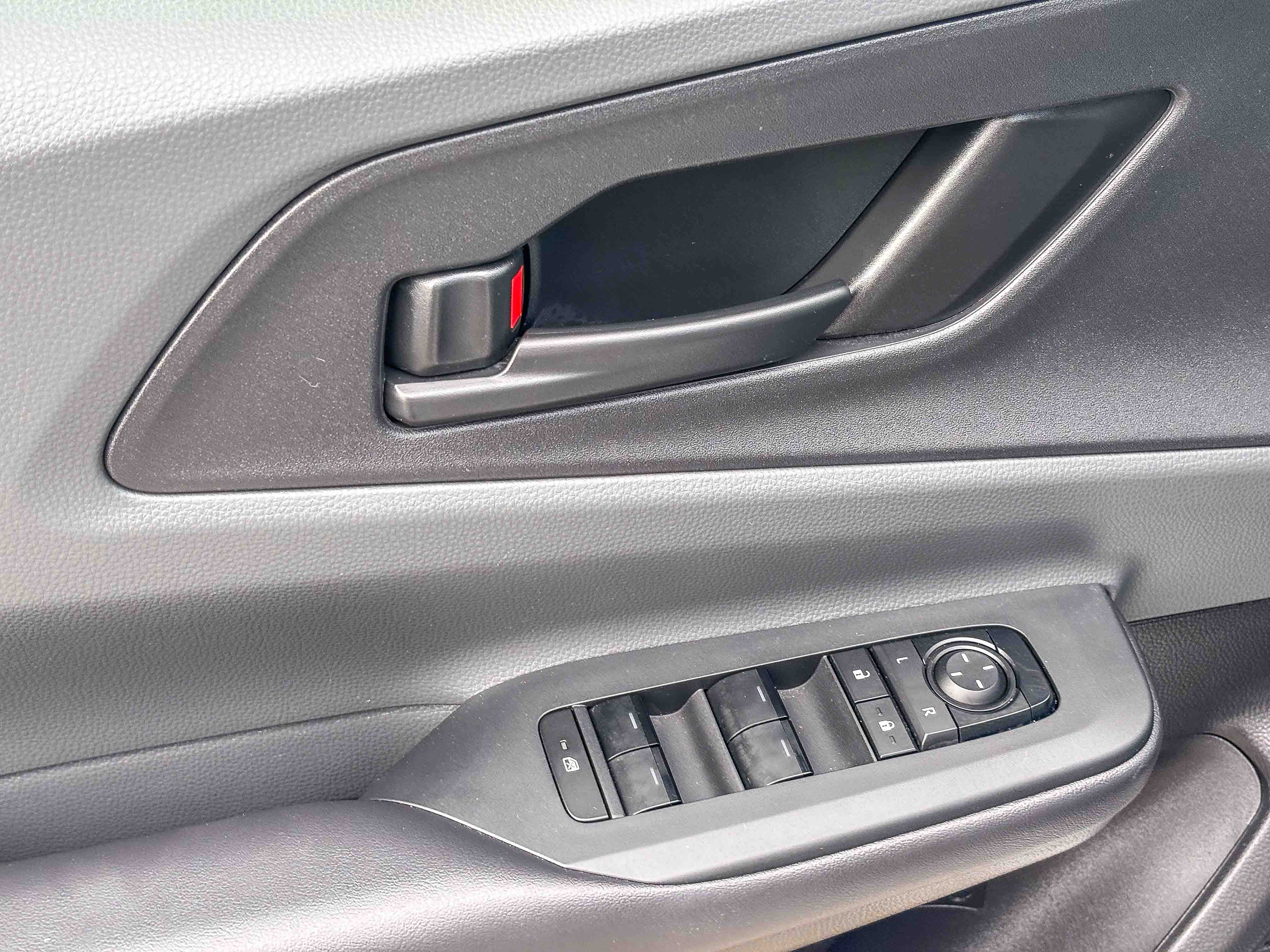 Used 2024 Toyota Prius LE image 23