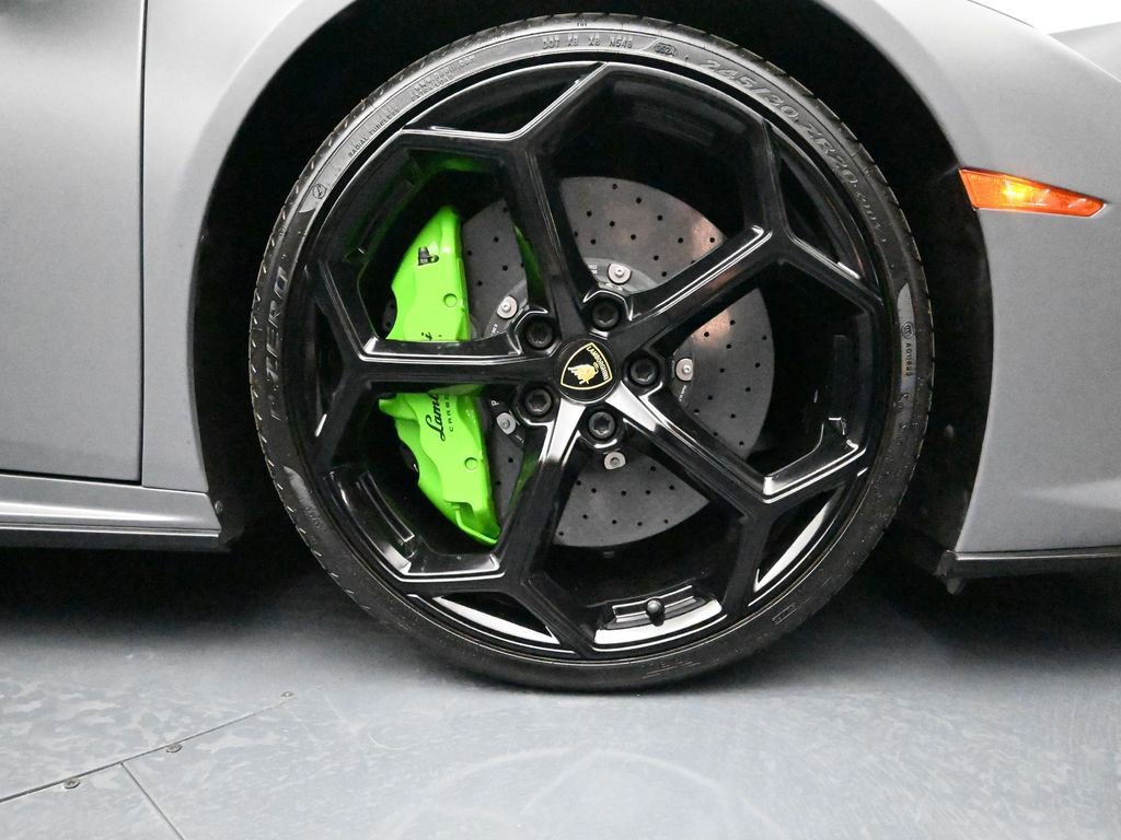 Used 2023 Lamborghini Huracan EVO image 49