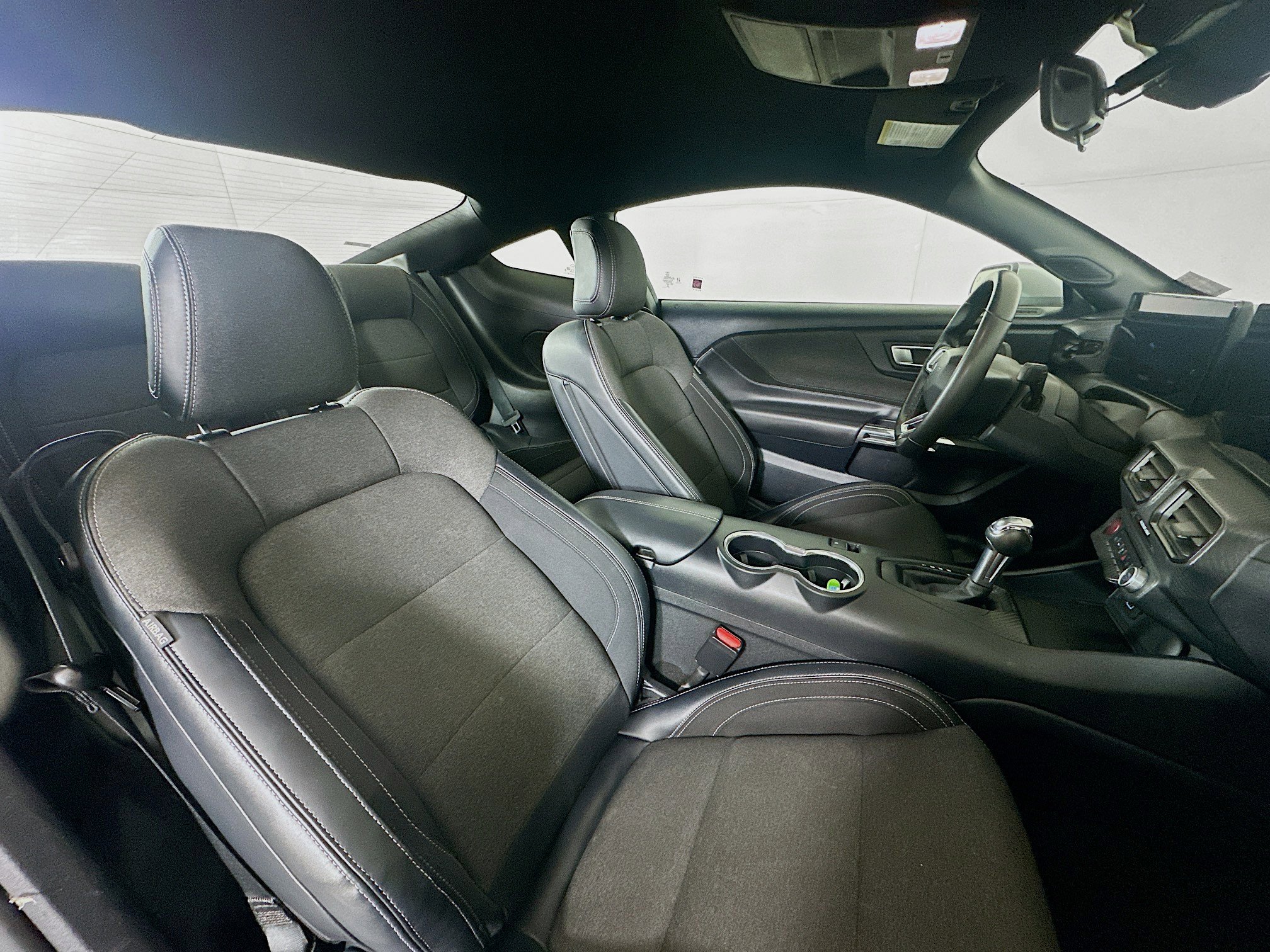 Used 2024 Ford Mustang Coupe image 27