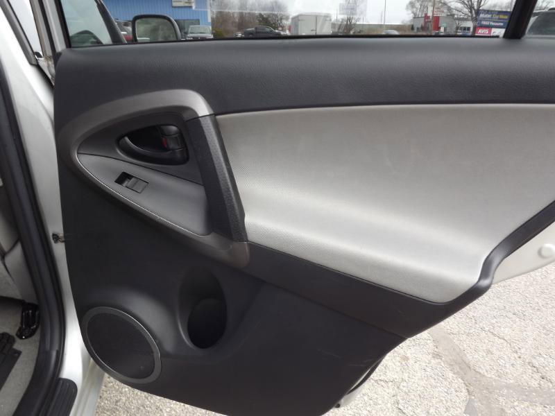Used 2012 Toyota RAV4 FWD w/ Value Pkg image 24