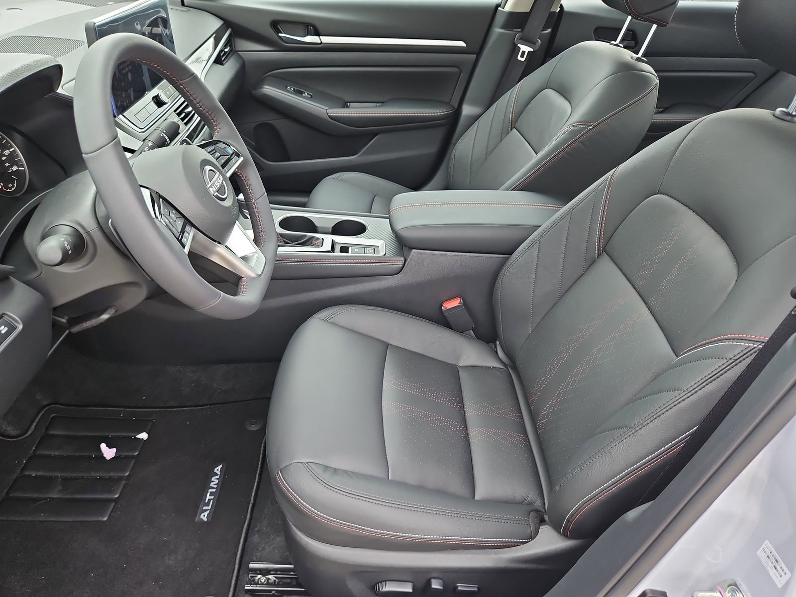 New 2026 Nissan Altima 2.5 SR FWD image 8