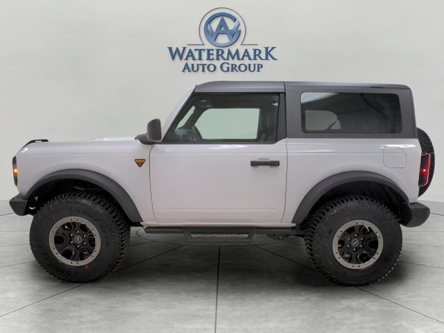 New 2023 Ford Bronco Badlands w/ Sasquatch Package