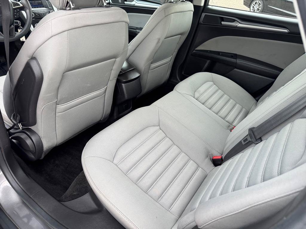Used 2013 Ford Fusion S FWD image 18