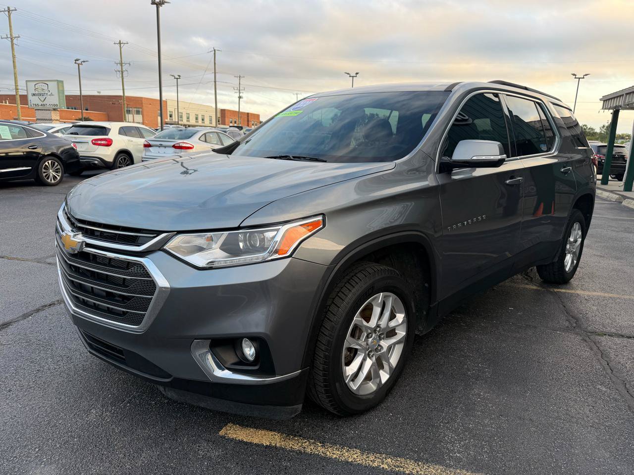 Used 2020 Chevrolet Traverse LT FWD image 7
