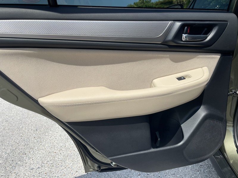 Used 2019 Subaru Outback 2.5i Premium AWD/4WD image 25