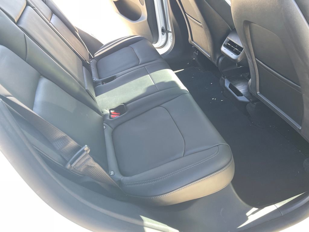 Used 2022 Tesla Model Y Performance image 19