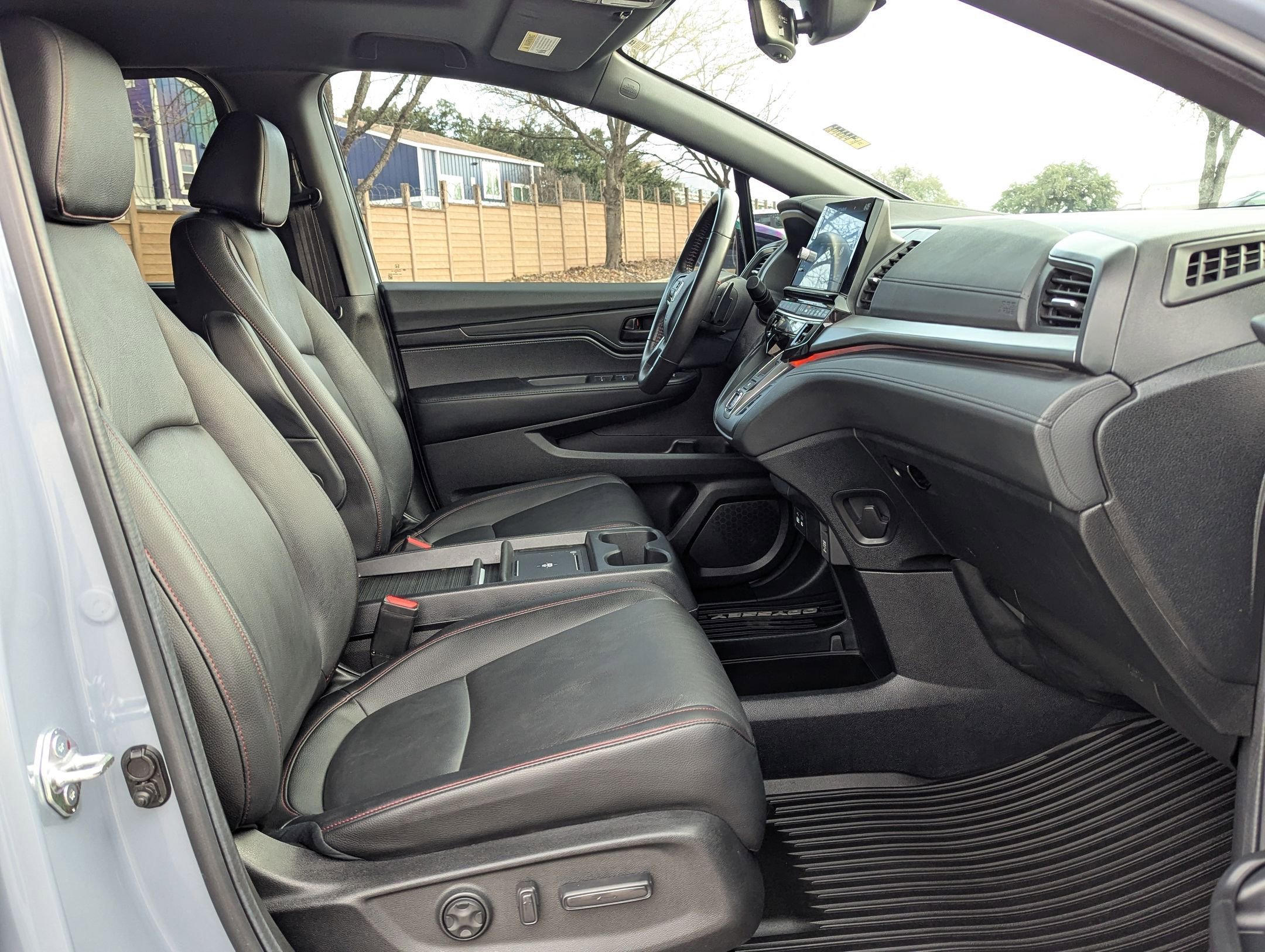 Used 2025 Honda Odyssey Sport-L image 21