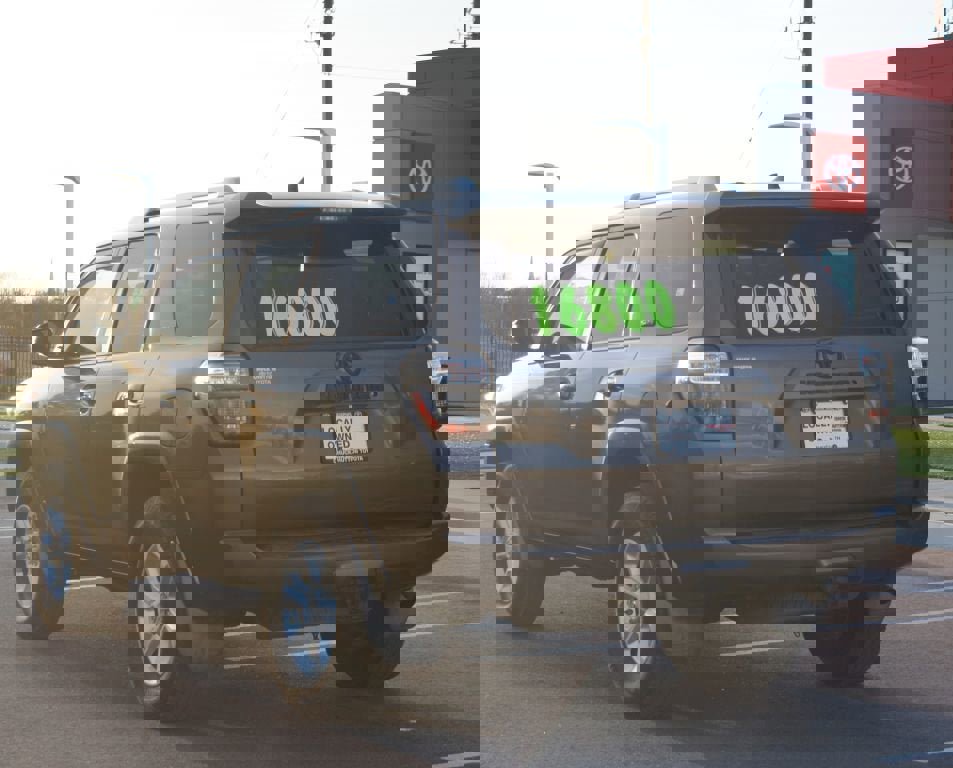 Used 2017 Toyota 4Runner SR5 image 11