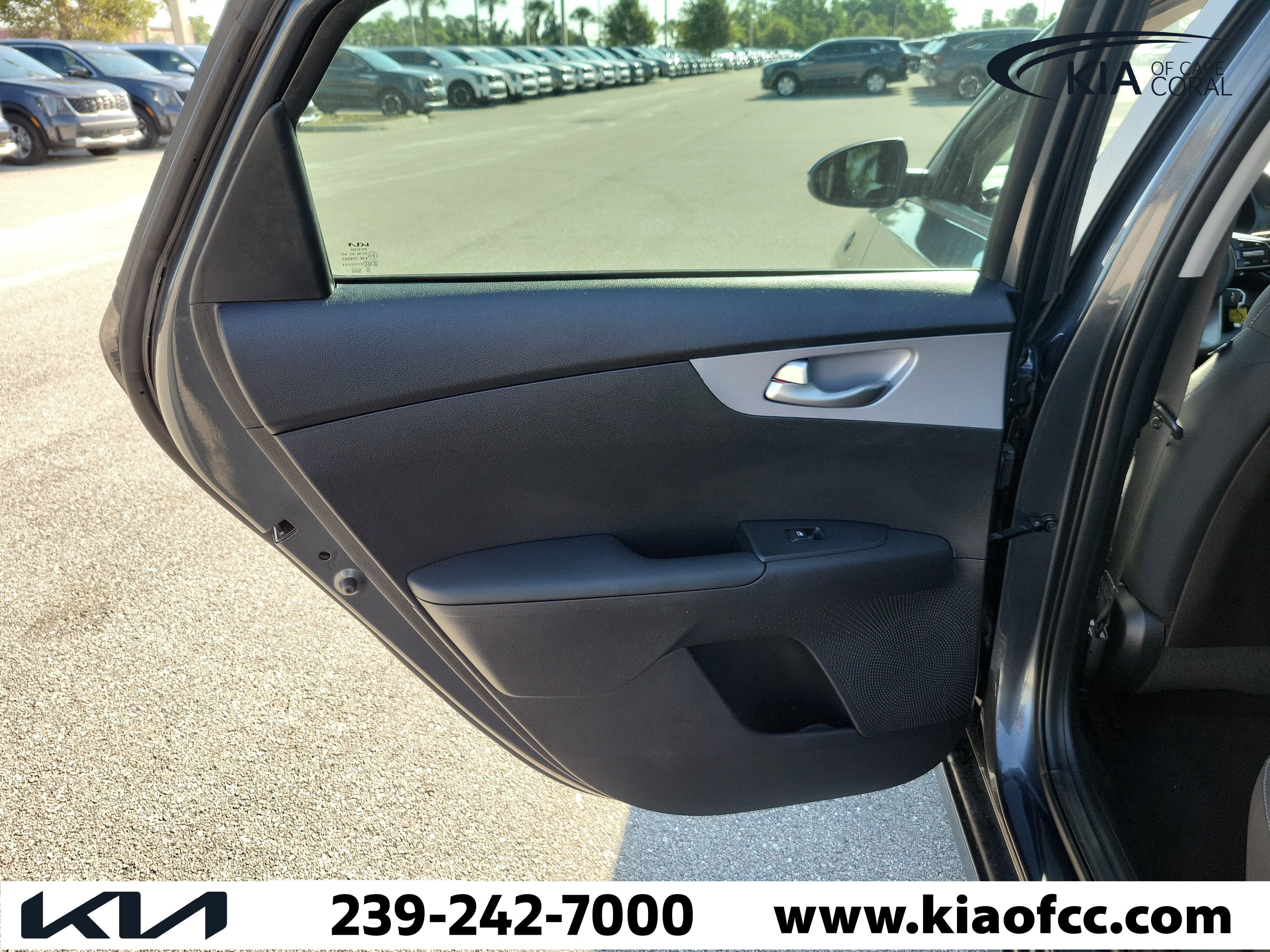 Certified 2022 Kia Forte LXS w/ LXS Technology Package FWD image 13