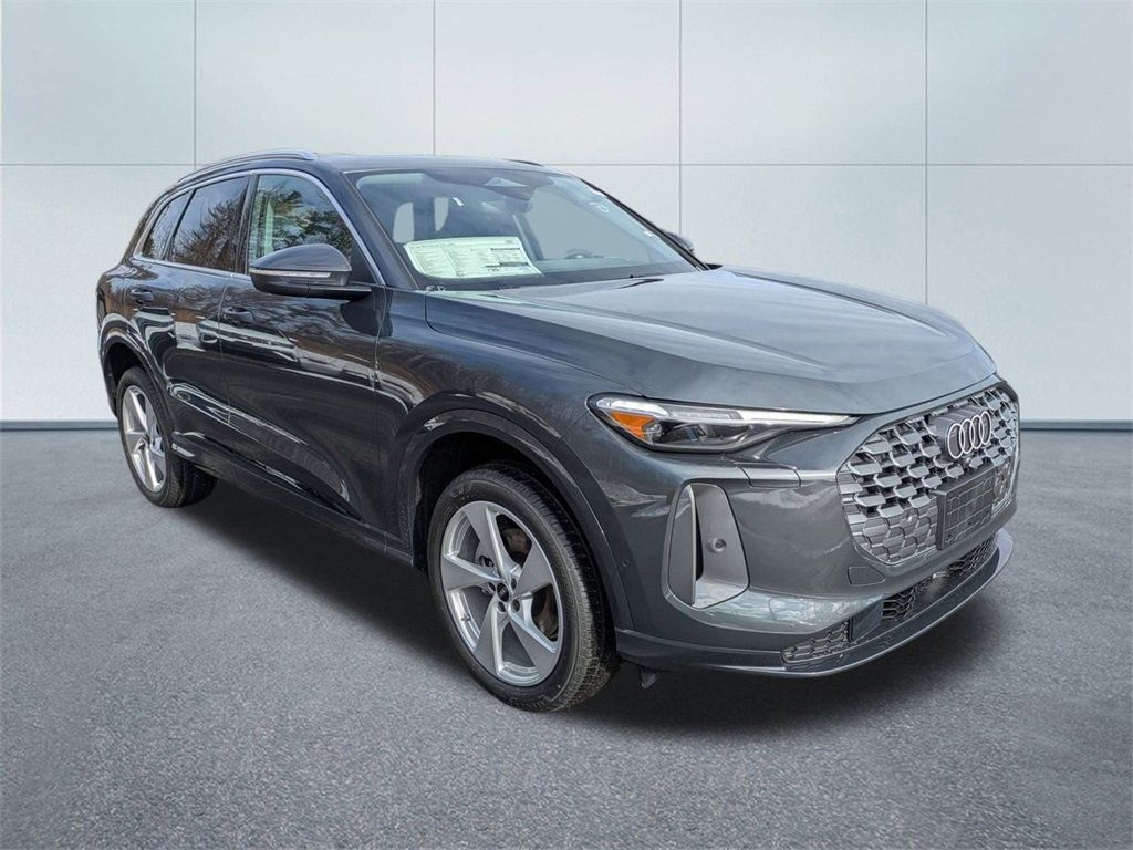 New 2025 Audi Q5 Premium Plus