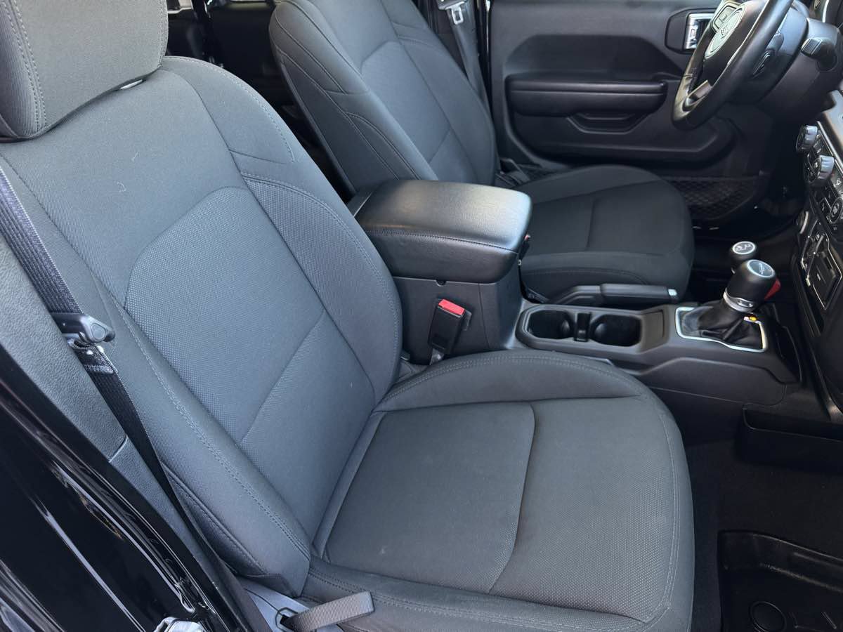 Used 2021 Jeep Gladiator Sport AWD/4WD image 24