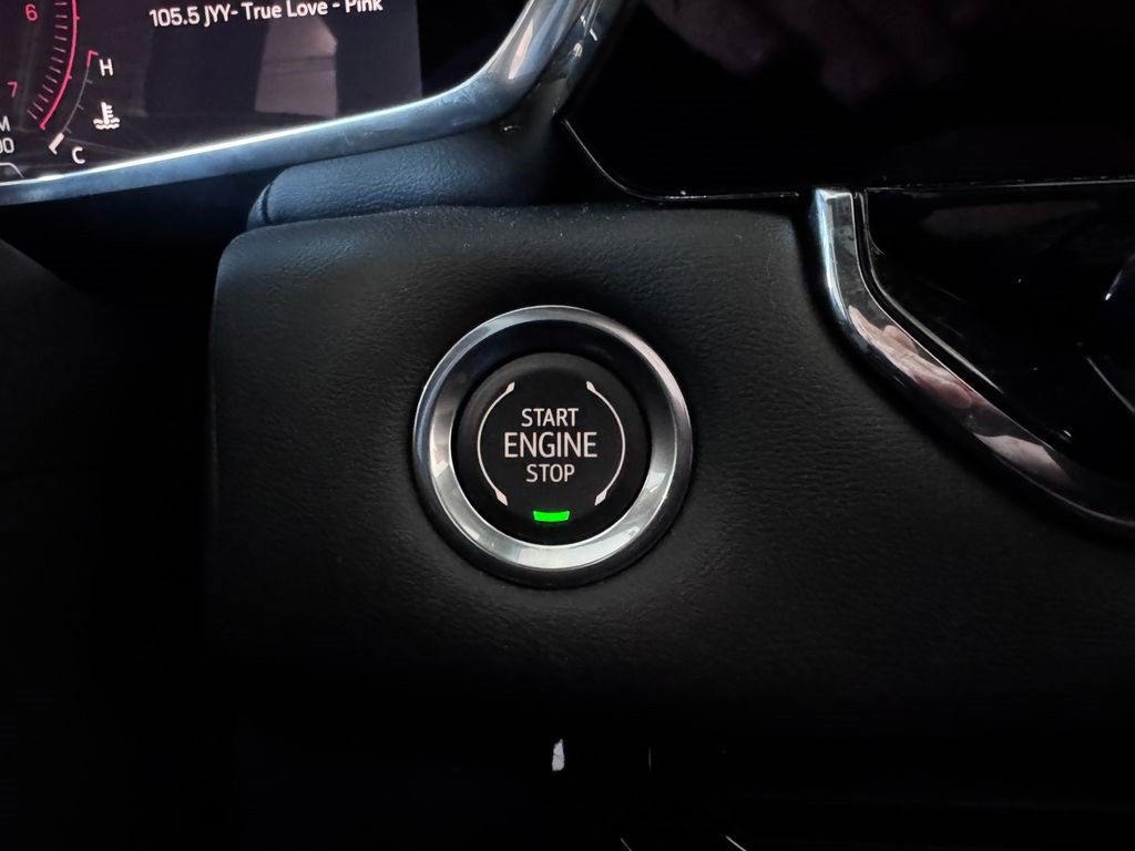 Certified 2025 GMC Canyon Elevation image 13