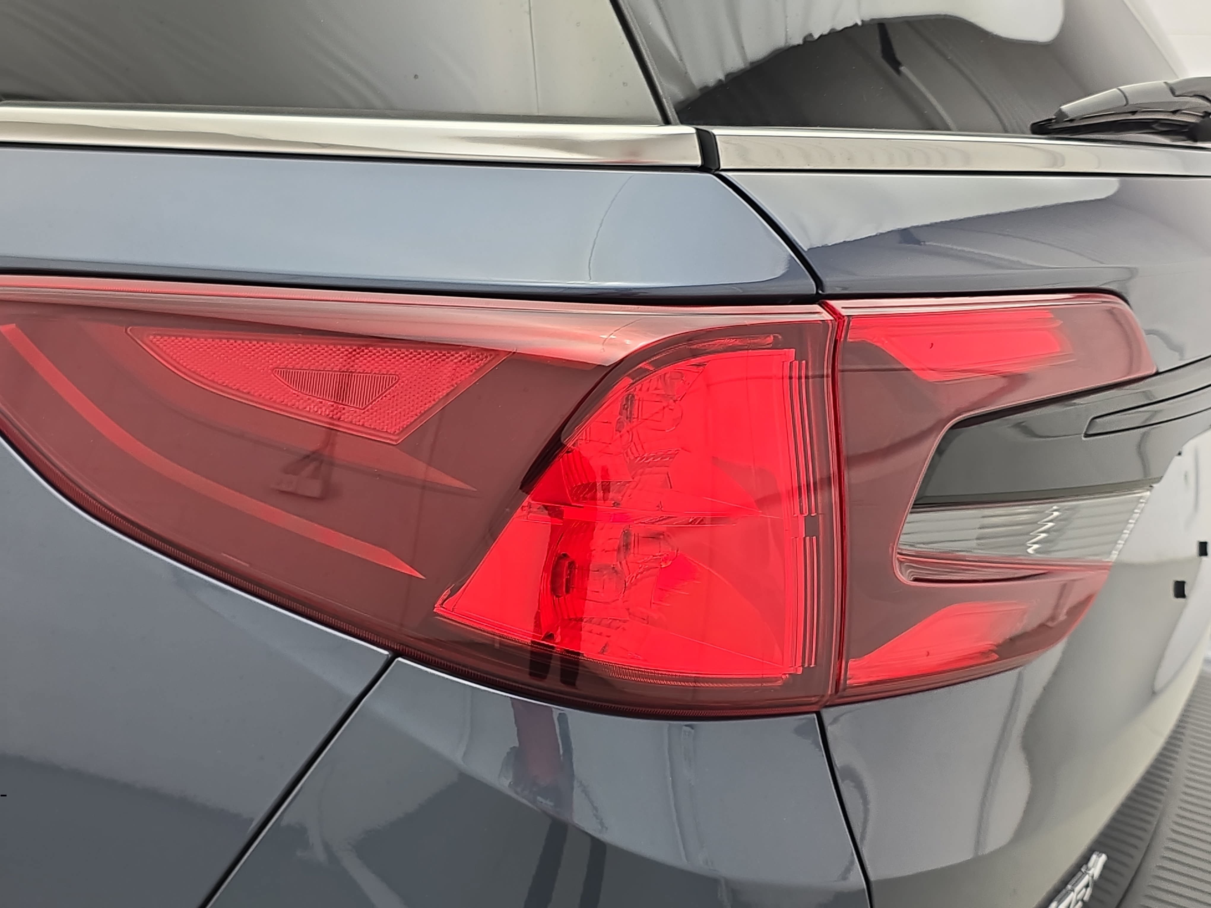 Certified 2025 Honda Odyssey Touring image 36