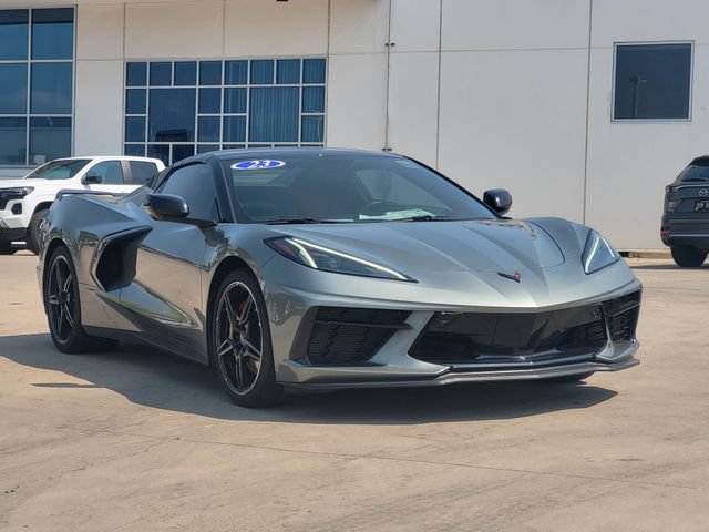Used 2023 Chevrolet Corvette Stingray Premium Conv w/ Z51 Performance Package RWD image 3