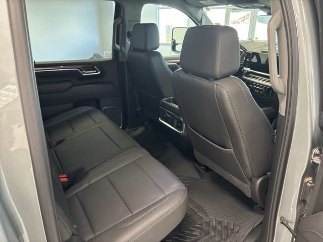 Used 2025 Chevrolet Silverado 3500 LTZ w/ LTZ Plus Package image 28