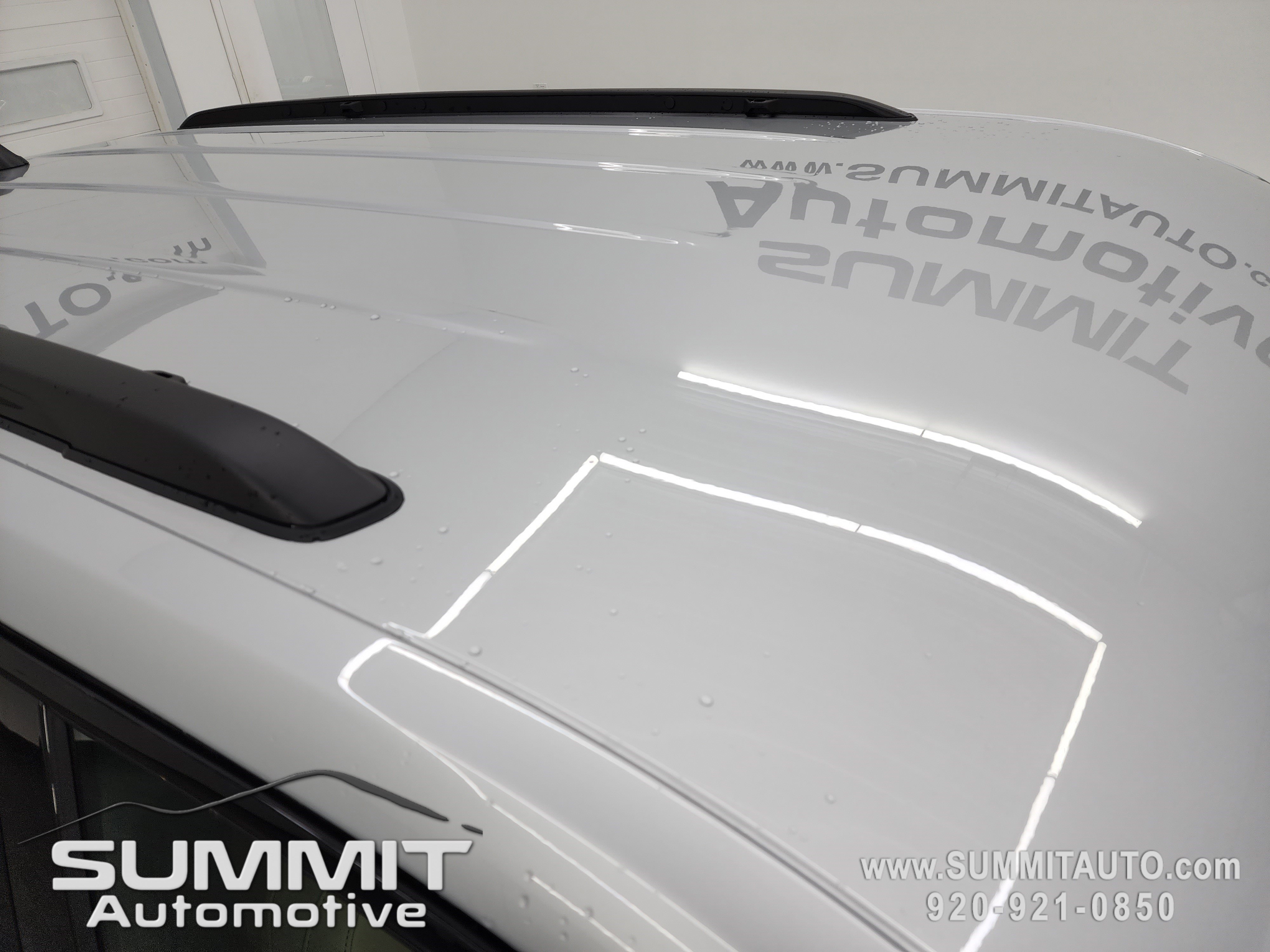 New 2025 Jeep Grand Cherokee Limited w/ Black Appearance Package image 4