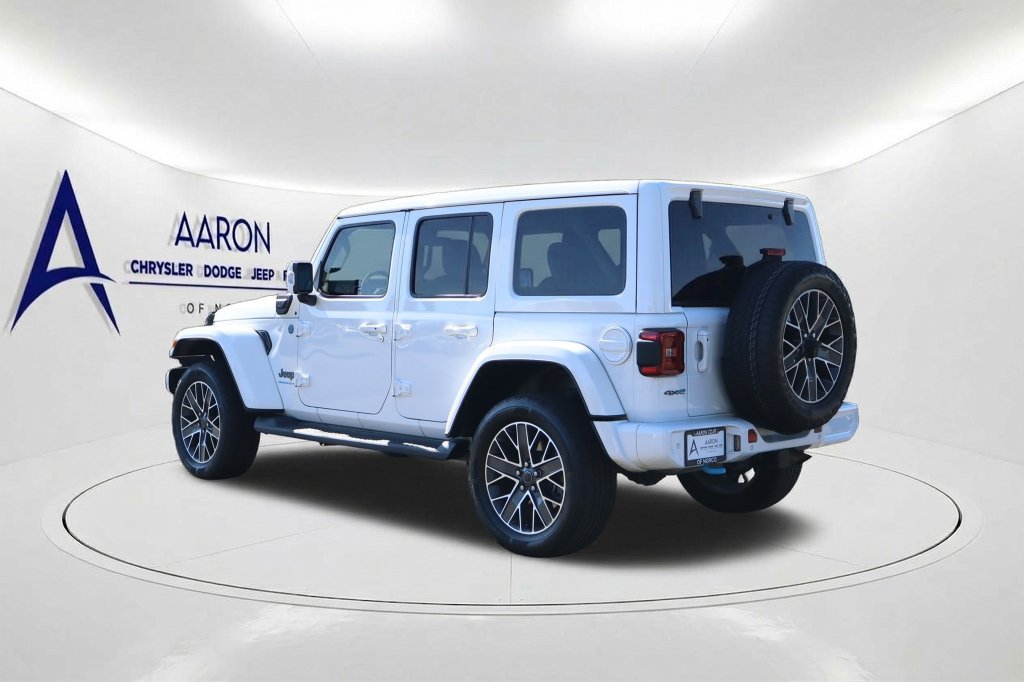 Used 2024 Jeep Wrangler High Altitude AWD/4WD image 7