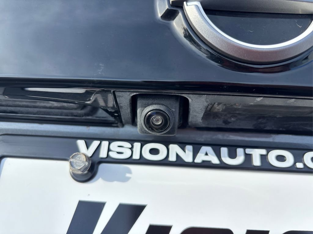 Used 2025 Nissan Kicks S image 15