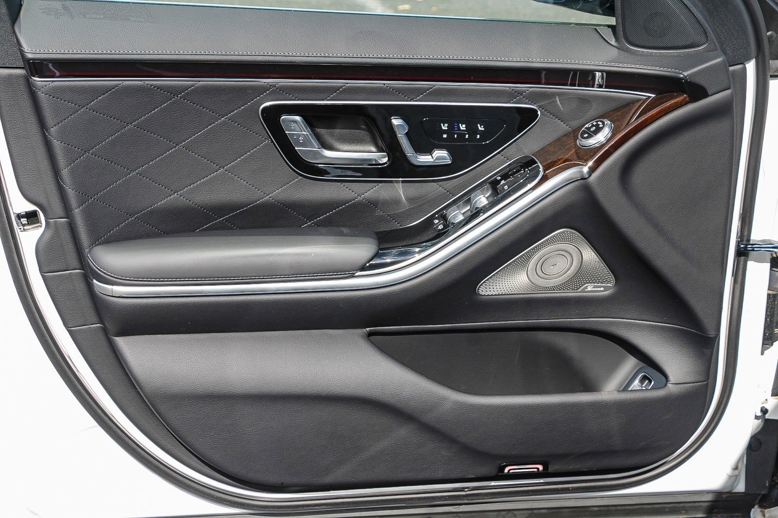 New 2024 Mercedes-Benz S 580 4MATIC Sedan image 19