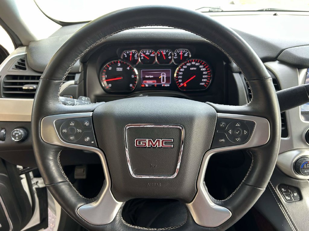 Used 2016 GMC Yukon SLT w/ Open Road Package AWD/4WD image 19