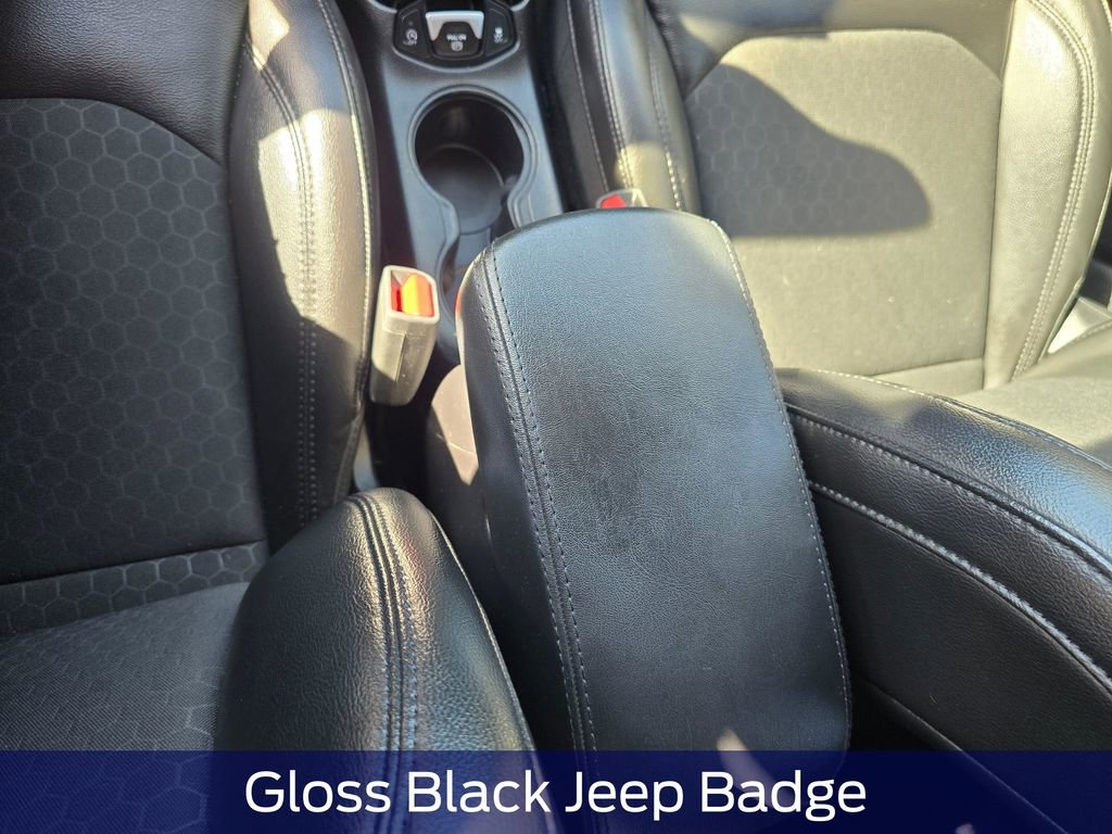 Used 2018 Jeep Compass Latitude w/ Popular Equipment Group AWD/4WD image 31