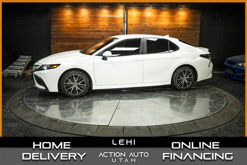 Used 2023 Toyota Camry SE w/ Convenience Package FWD image 1