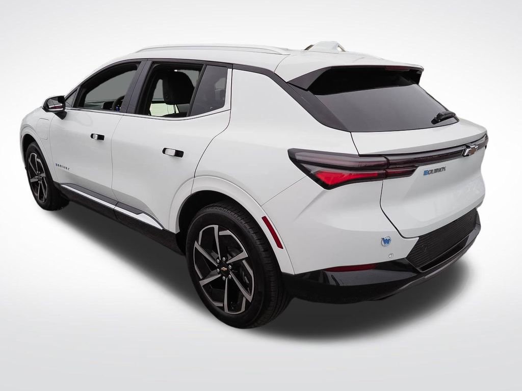 Used 2025 Chevrolet Equinox EV LT w/ Convenience Package FWD image 5