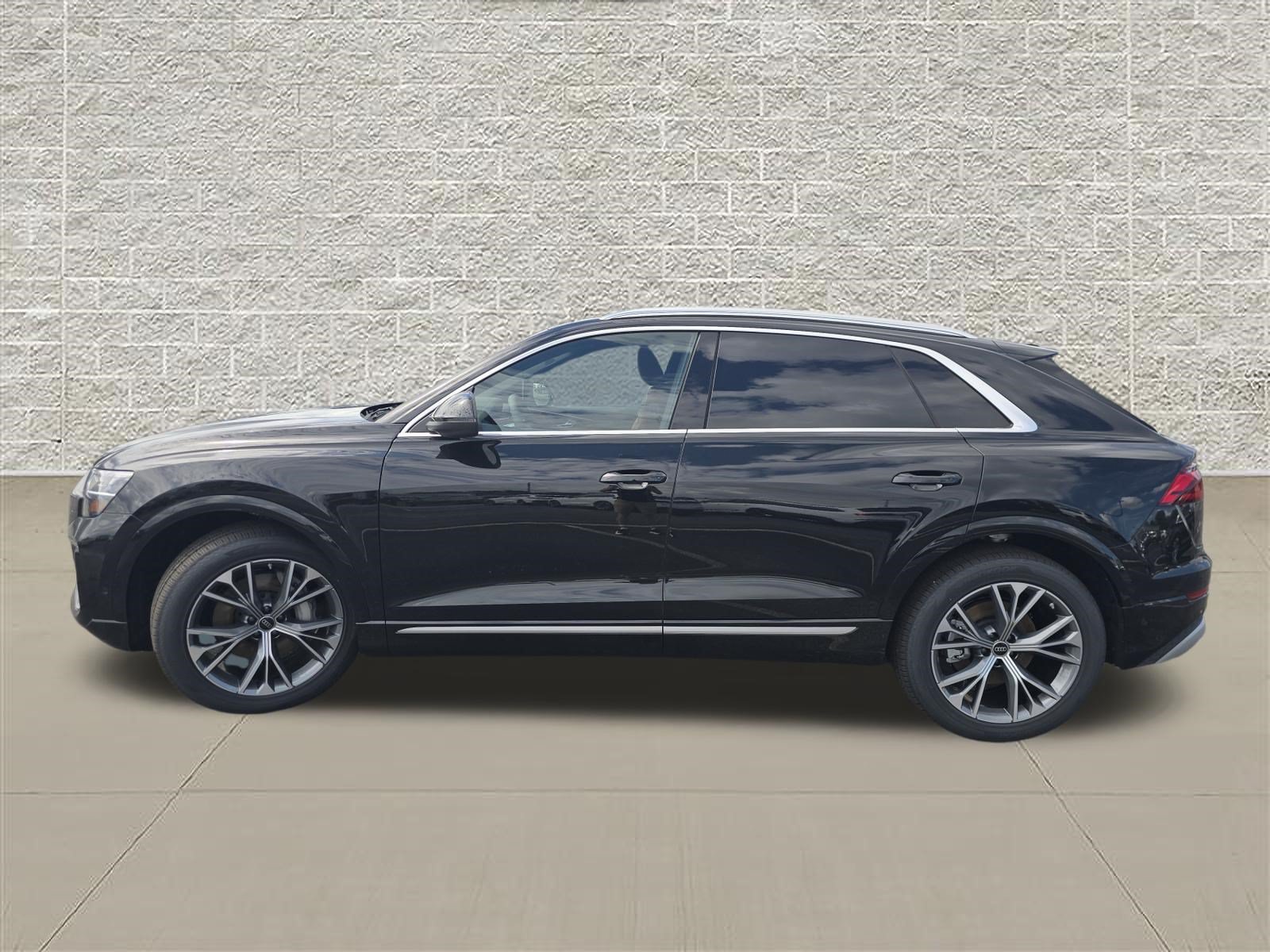 New 2026 Audi Q8 Premium Plus AWD/4WD image 4