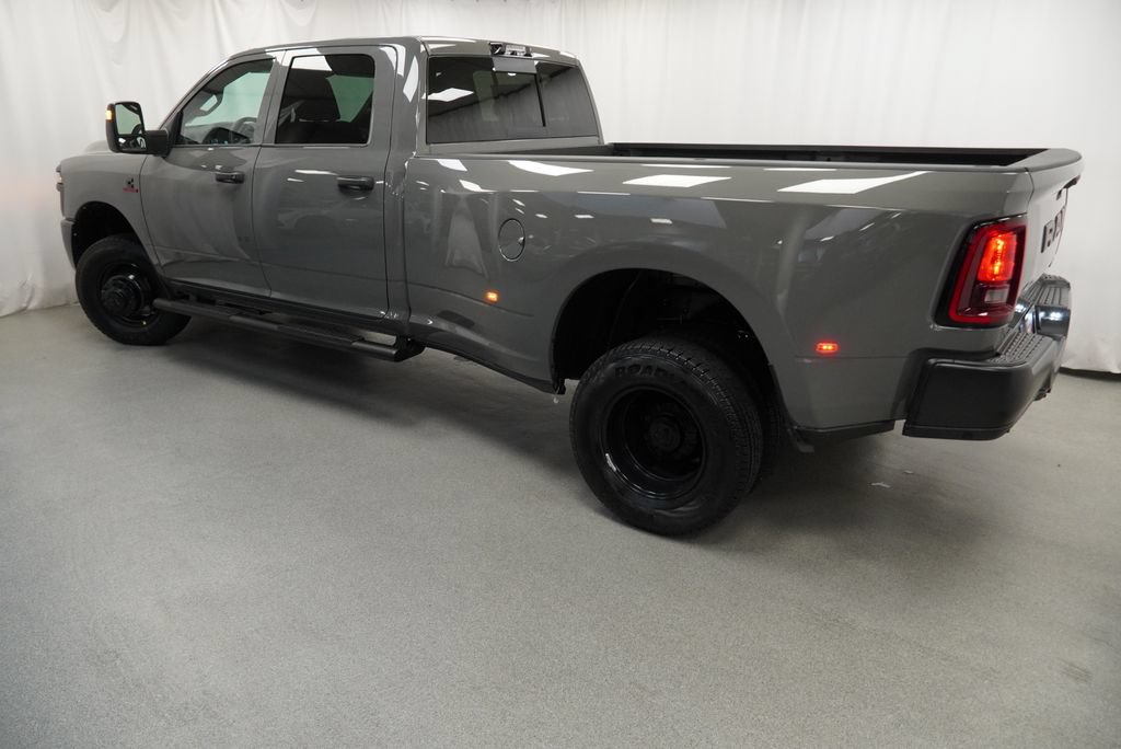 New 2027 RAM 3500 Tradesman AWD/4WD image 14