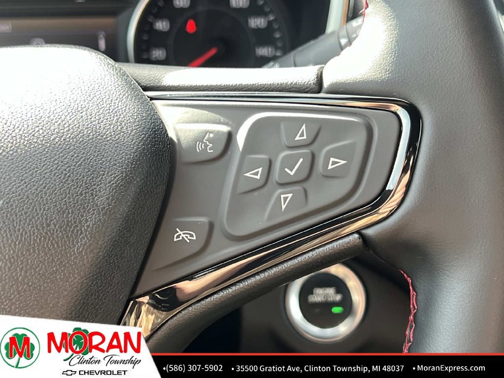 Used 2023 Chevrolet Equinox RS FWD image 25