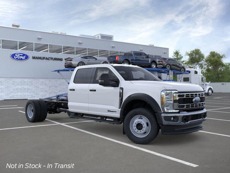 New 2026 Ford F550 4x4 Crew Cab image 7
