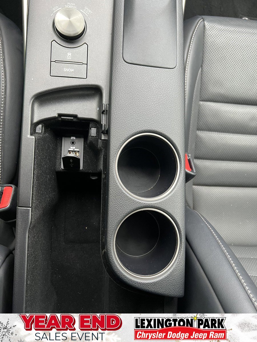 Used 2015 Lexus IS 350 AWD image 25