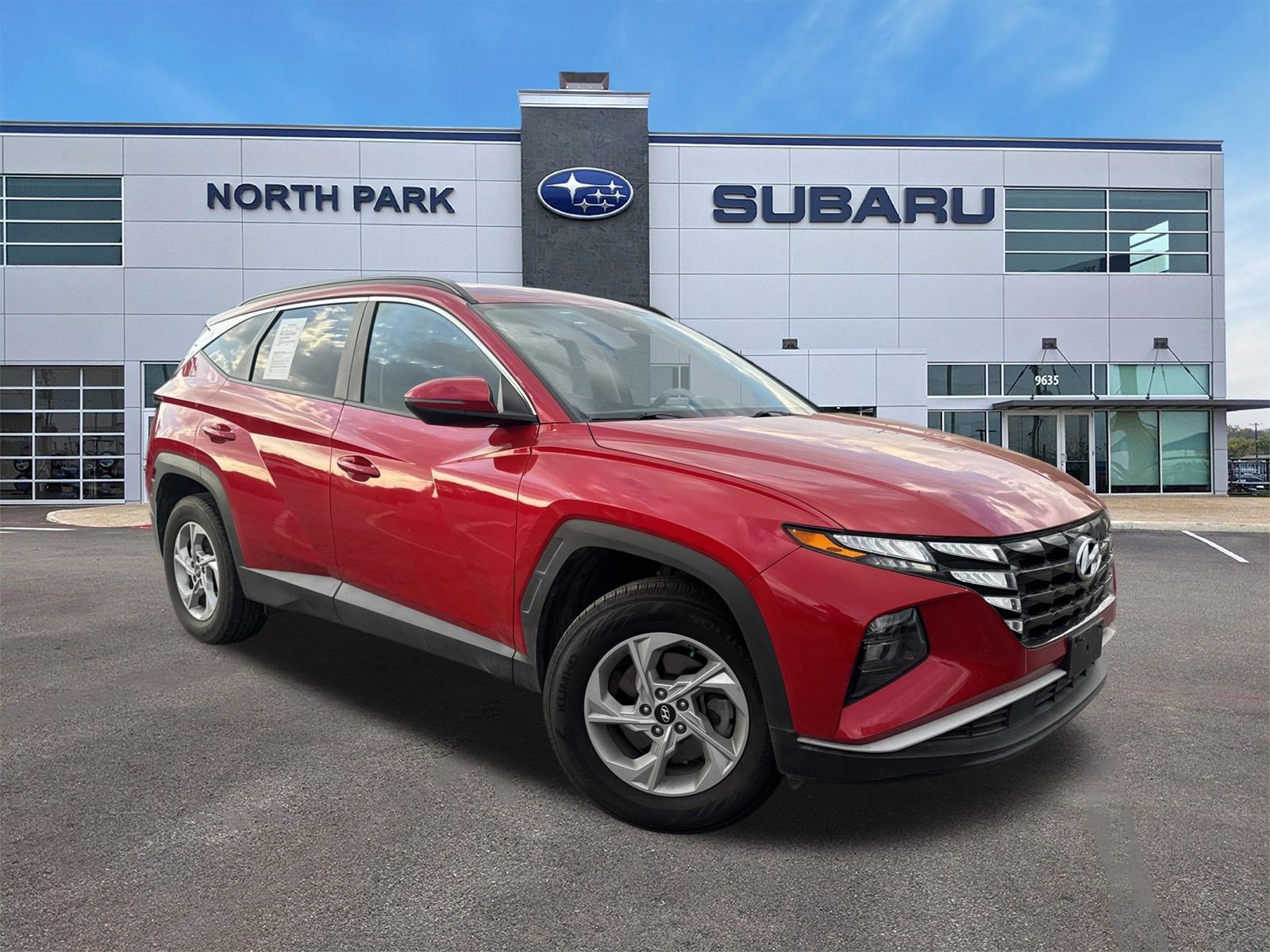 Used 2023 Hyundai Tucson SEL image 1