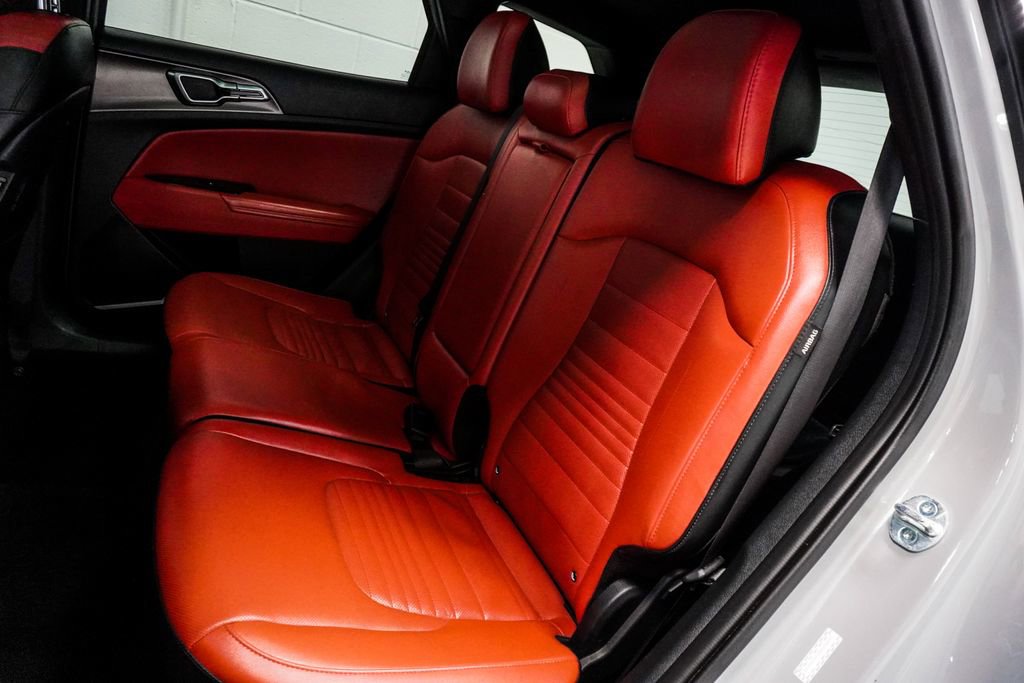 Used 2024 Kia Sportage SX image 9