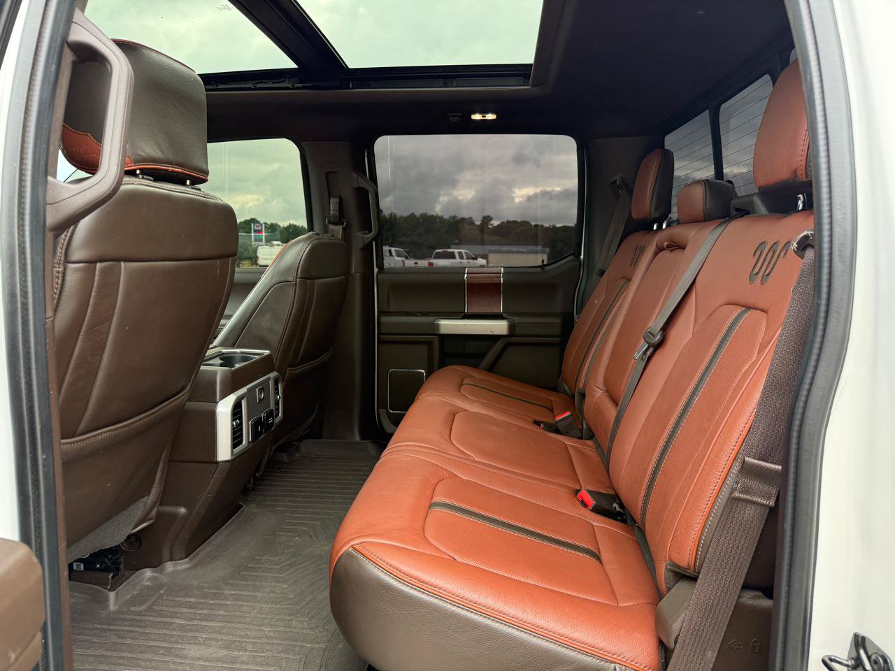 Used 2022 Ford F250 King Ranch w/ King Ranch Ultimate Package AWD/4WD image 22