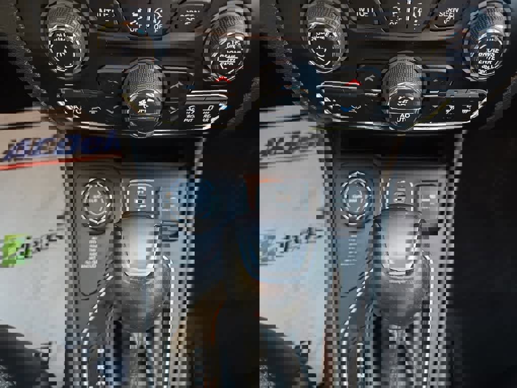 Used 2023 Jeep Cherokee Altitude Lux image 11