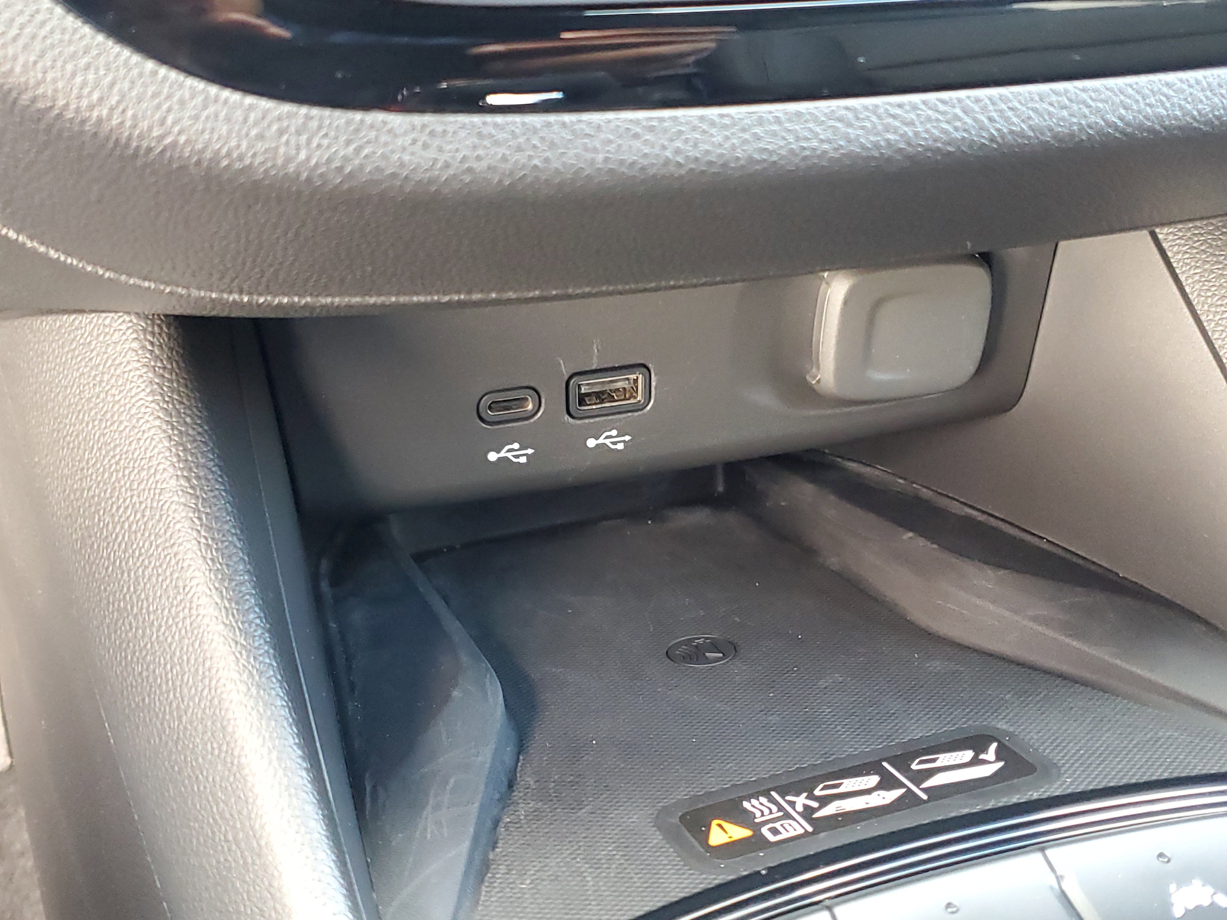 Used 2024 Buick Envista Sport Touring w/ Convenience I Package image 24