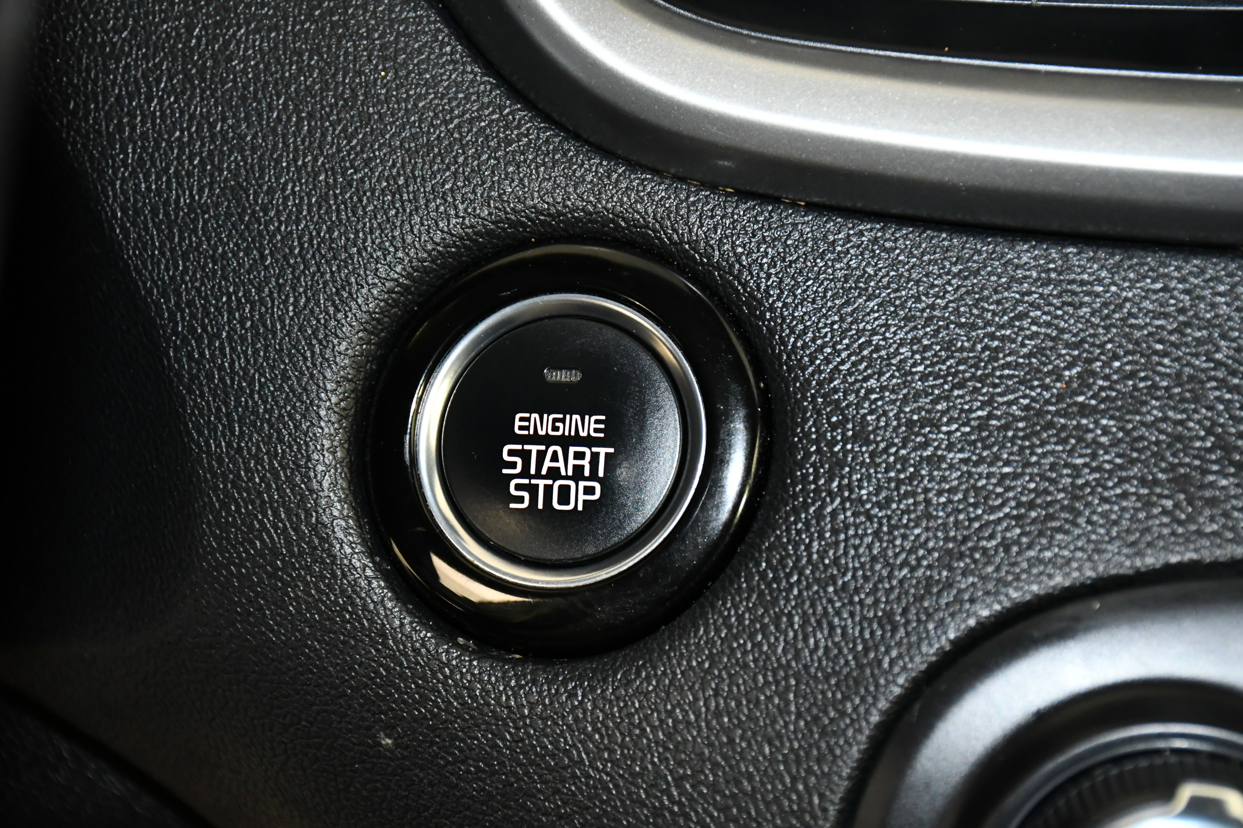 Used 2020 Kia Sorento EX image 25