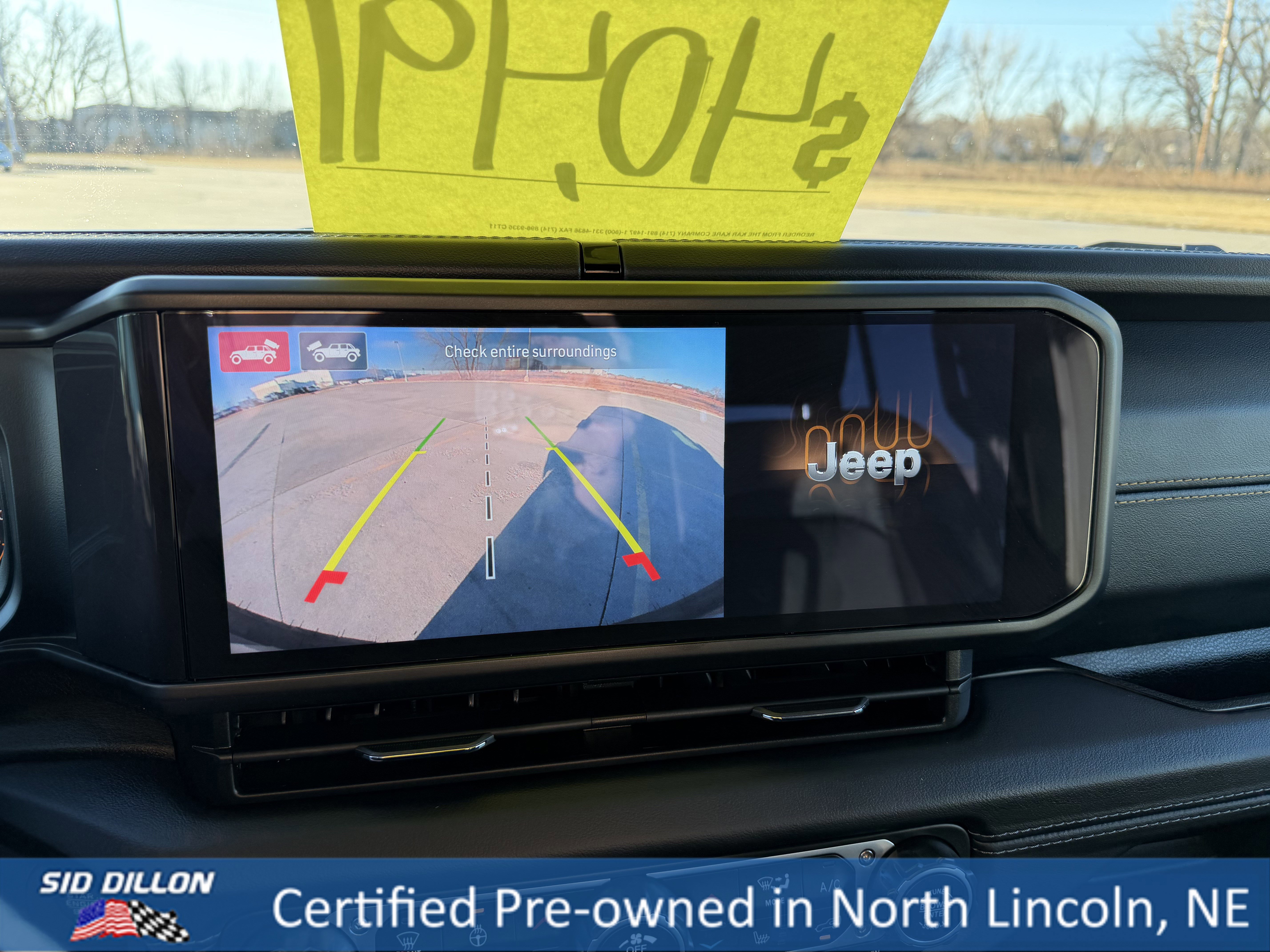 Used 2024 Jeep Wrangler Sahara w/ Technology Group image 16