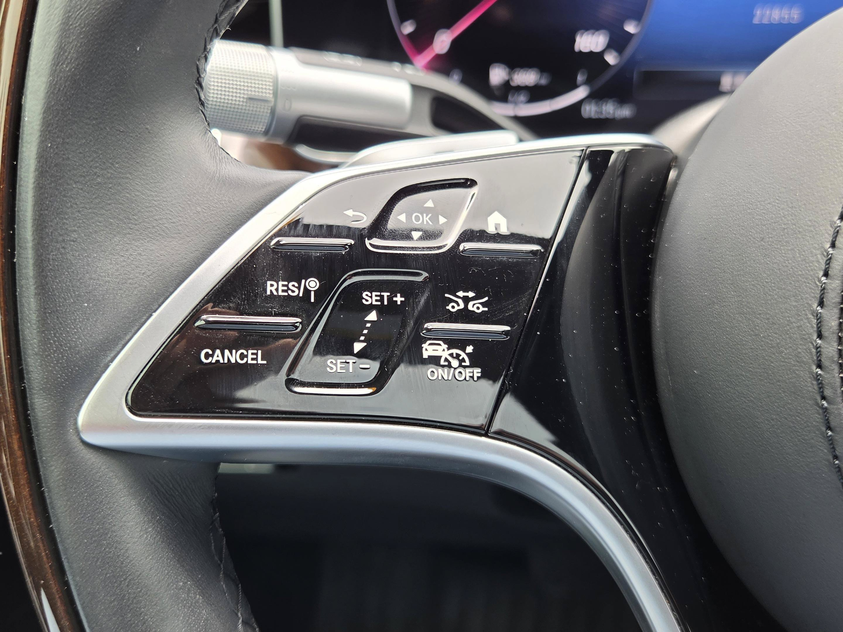 Certified 2024 Mercedes-Benz S 580 4MATIC Sedan image 25