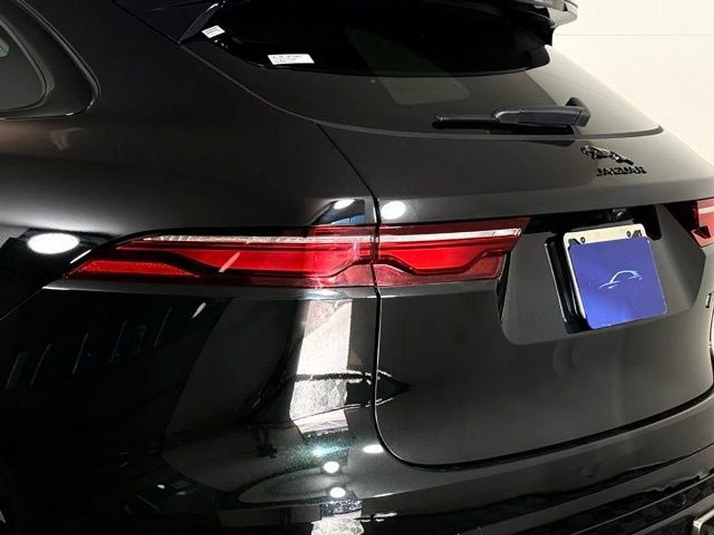 New 2026 Jaguar F-PACE R-Dynamic S AWD/4WD image 14