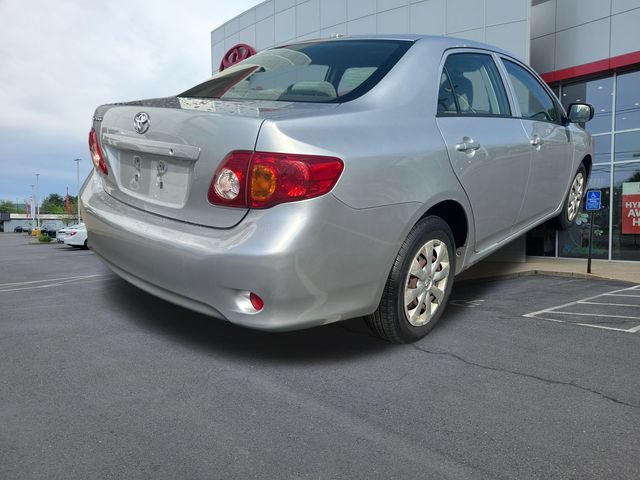 Used 2009 Toyota Corolla FWD image 3
