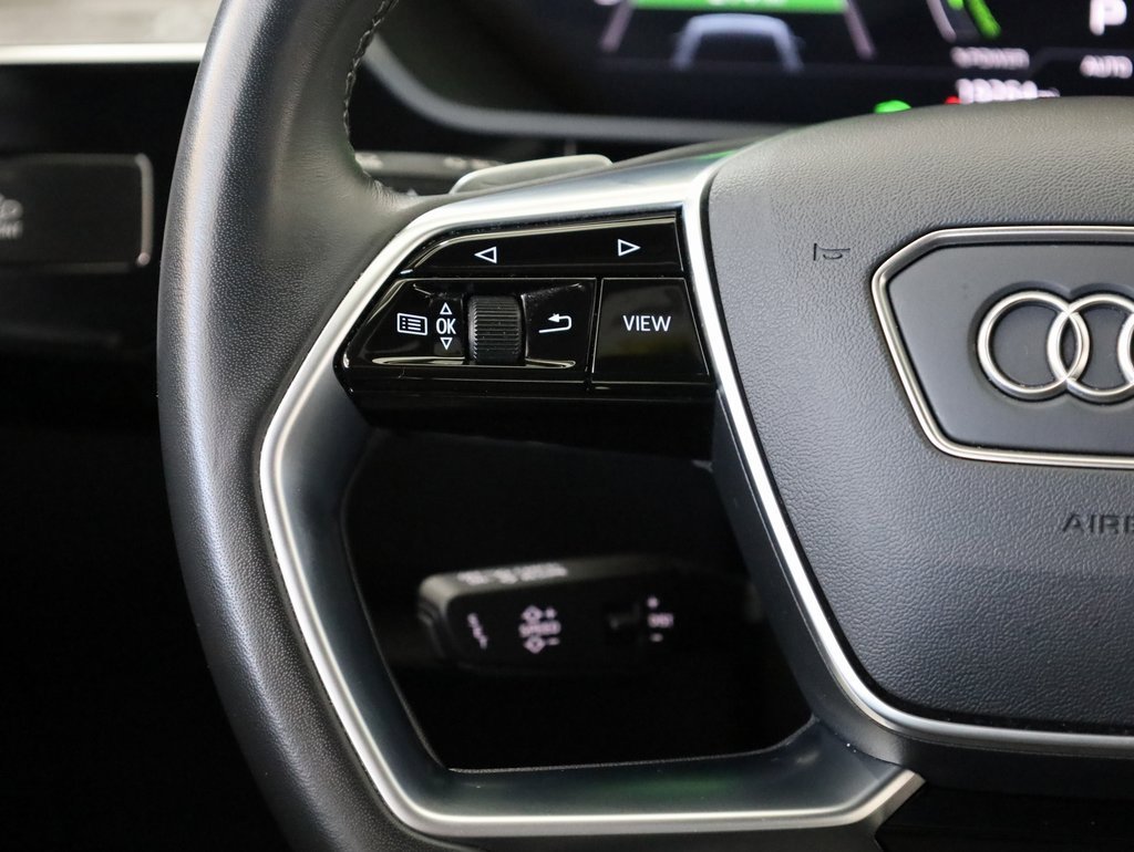 Used 2023 Audi e-tron Premium Plus w/ Premium Plus Package image 23