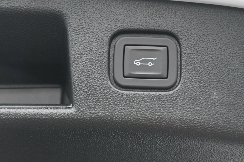 Used 2024 Chevrolet Blazer EV LT AWD/4WD image 26