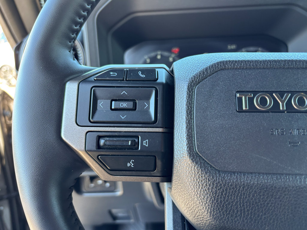 Certified 2025 Toyota Land Cruiser w/ Premium Package AWD/4WD image 33